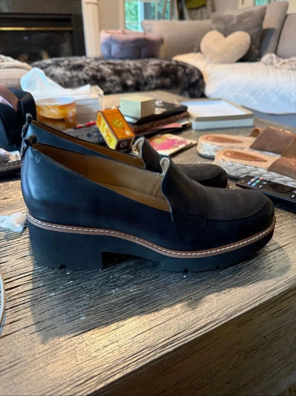 Naturalizer Darry Black Leather Lug Sole Loafers sz 10.5 NWOT